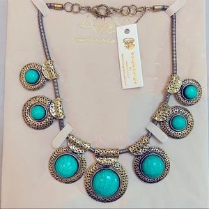 🆕 Amrita Singh Statement Necklace